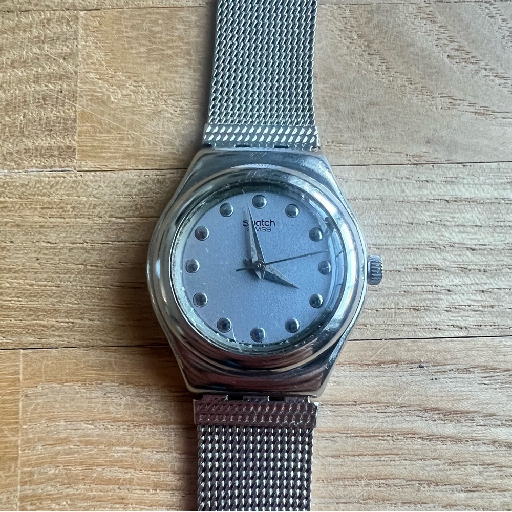 Swatch irony stainless steel ladies silver tone fashion watch NEW BATTERY